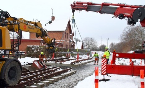 Renovering af jernbane p Sydstsjllandskrider frem trods vejrmssige udfordringer