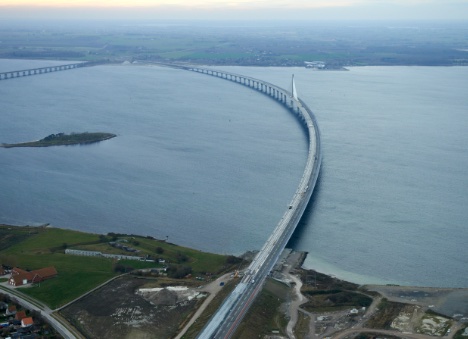 Den nye Storstrømsbro vil være klar til de første trafikanter til februar Den nye Storstrømsbro vil være klar til de første trafikanter til februar