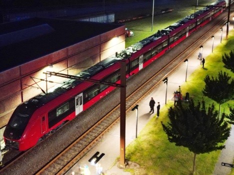 Det første IC5-tog er ankommet til Danmark Det første IC5-tog er ankommet til Danmark
